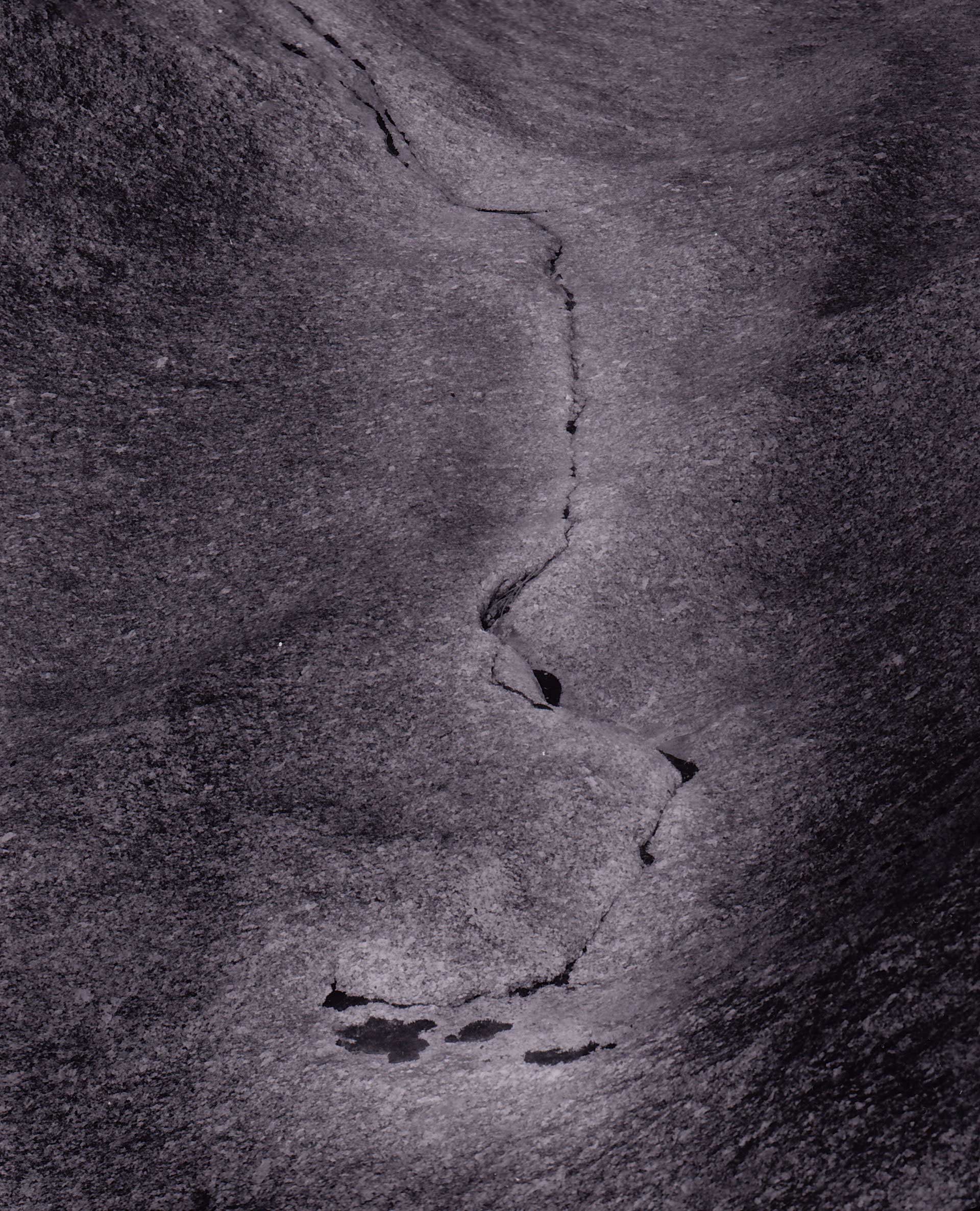 crack in granite
